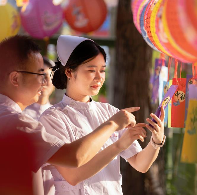 花好月圓，情暖中秋|萬載縣人民醫(yī)院舉行慶祝中秋節(jié)系列活動